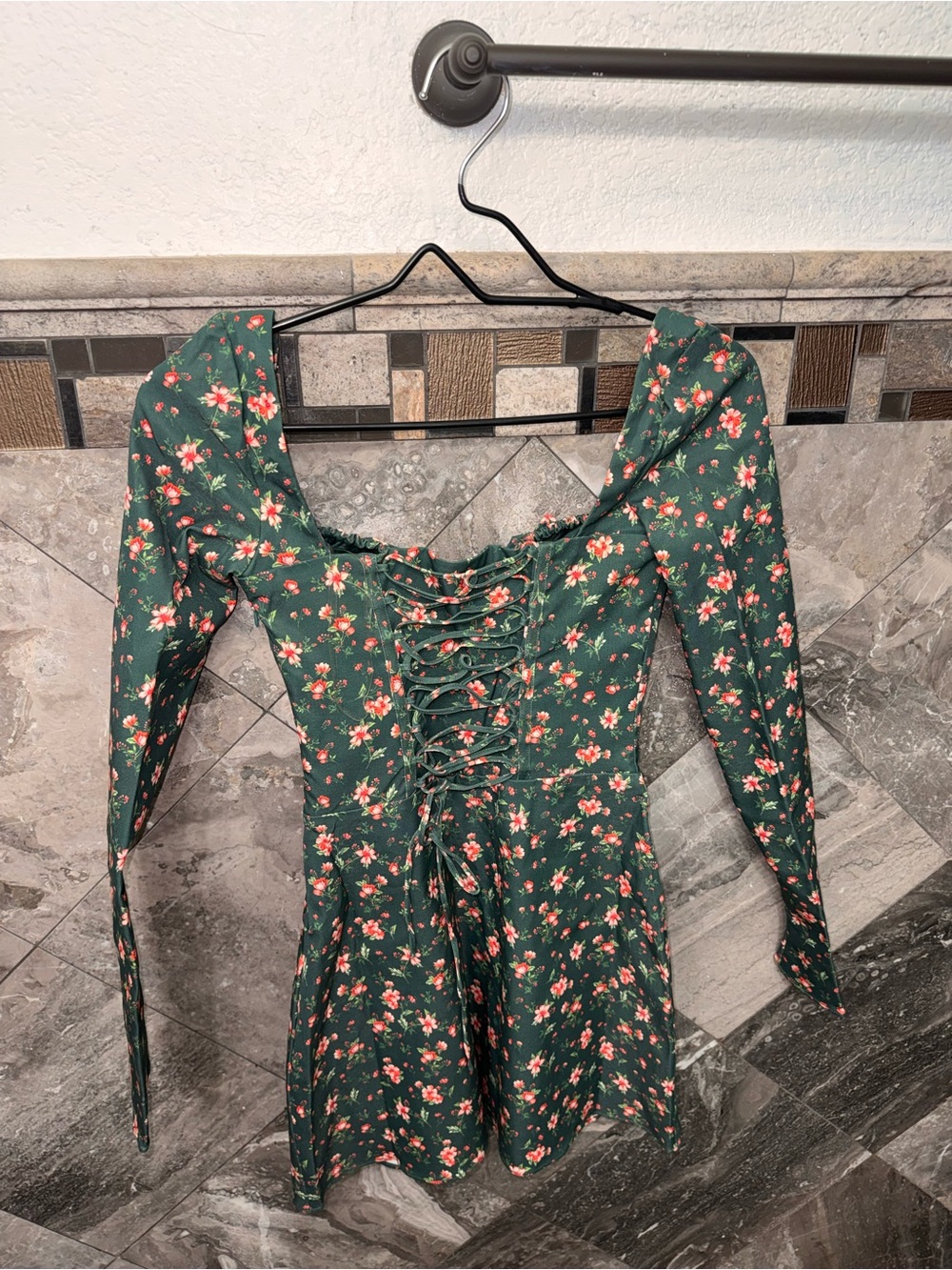 House of CB MALIKA Green Floral Corset Mini Dress - Picture 5 of 5